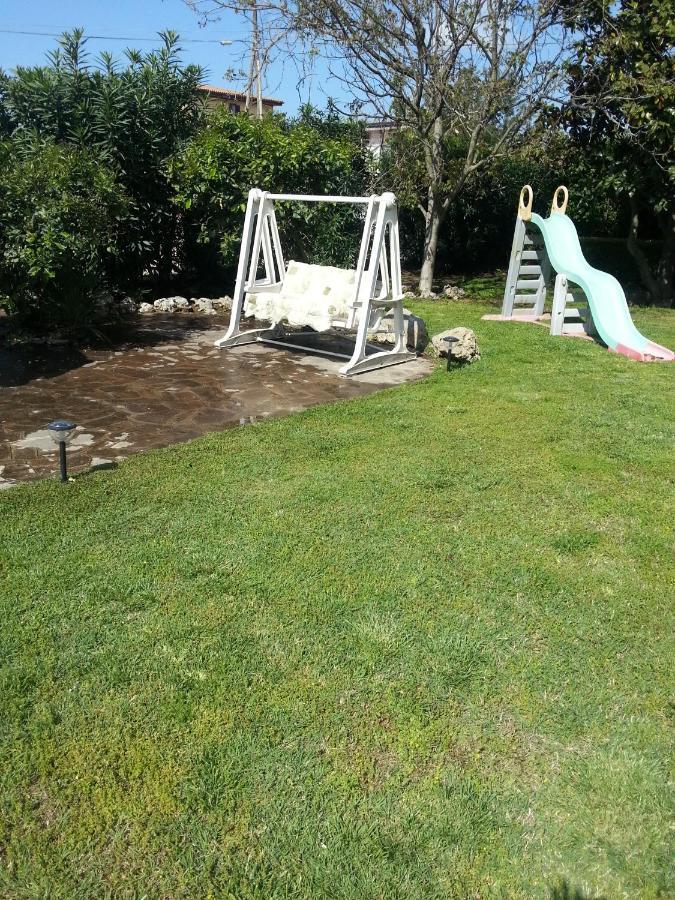 Garden Basement - Seminterrato Max 4 Ospiti - Fiumicino Vicino Aeroporto E Fiera Apartman Kültér fotó
