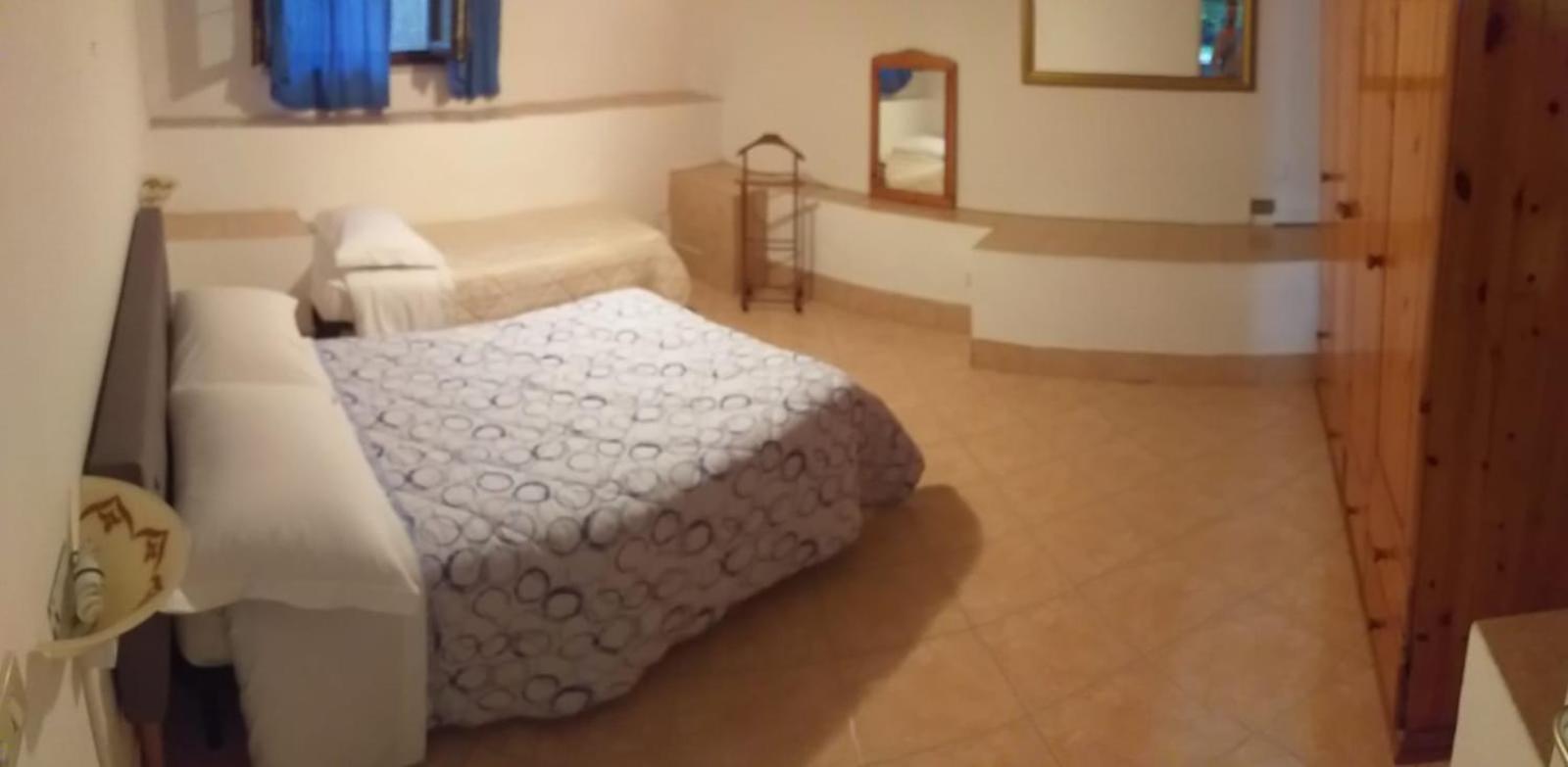 Garden Basement - Seminterrato Max 4 Ospiti - Fiumicino Vicino Aeroporto E Fiera Apartman Kültér fotó